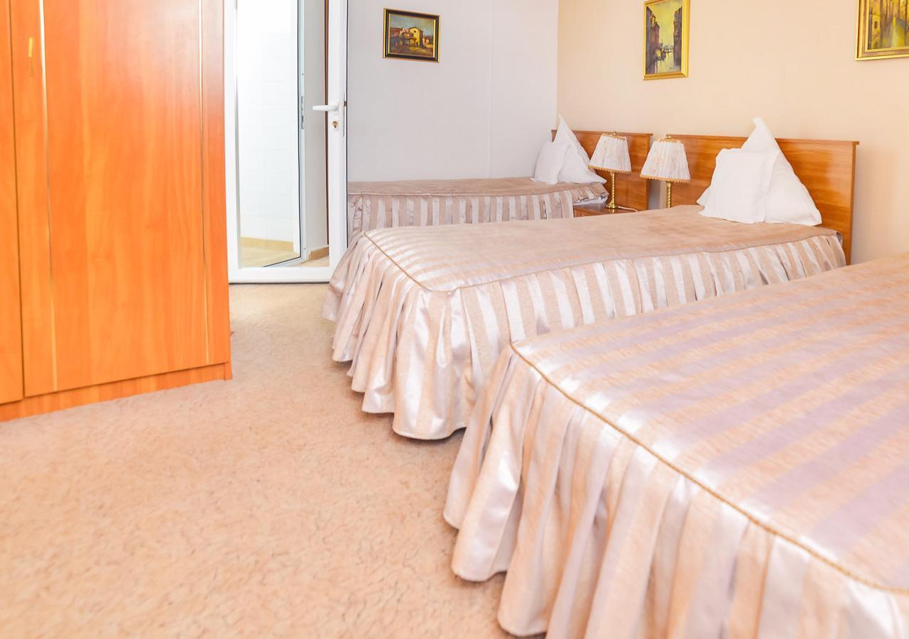 Hotel Roco Izvin Esterno foto
