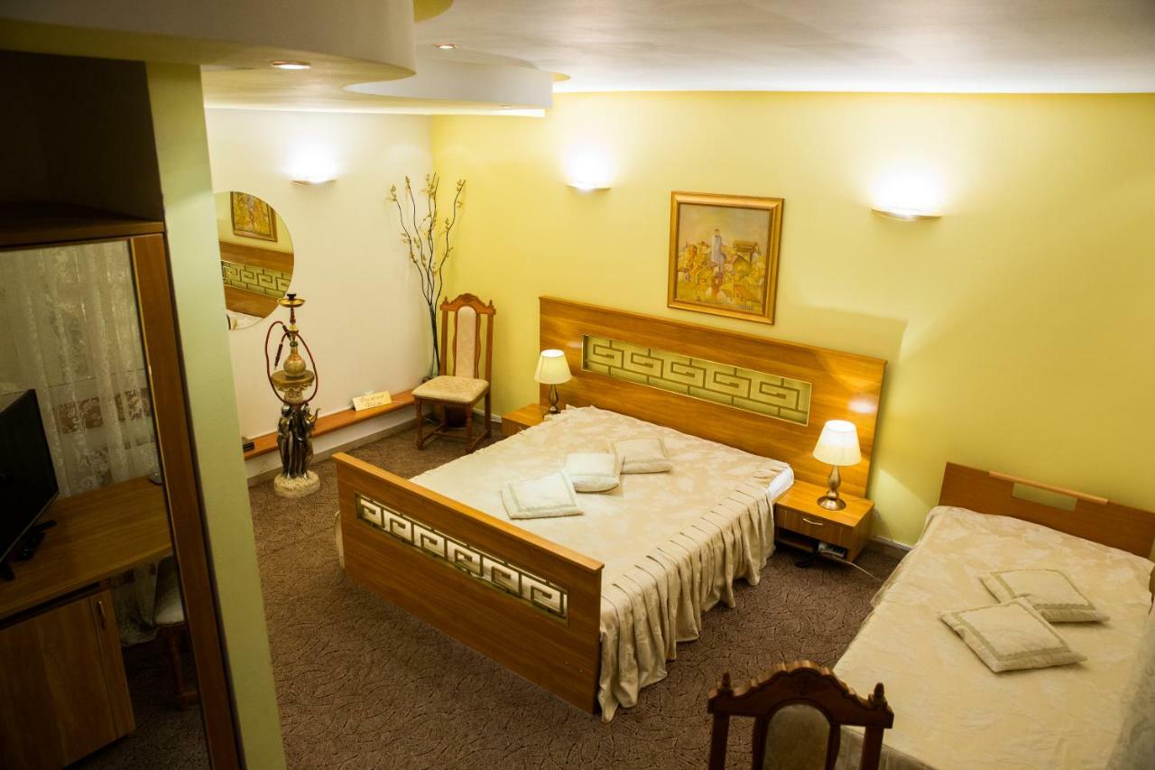 Hotel Roco Izvin Esterno foto
