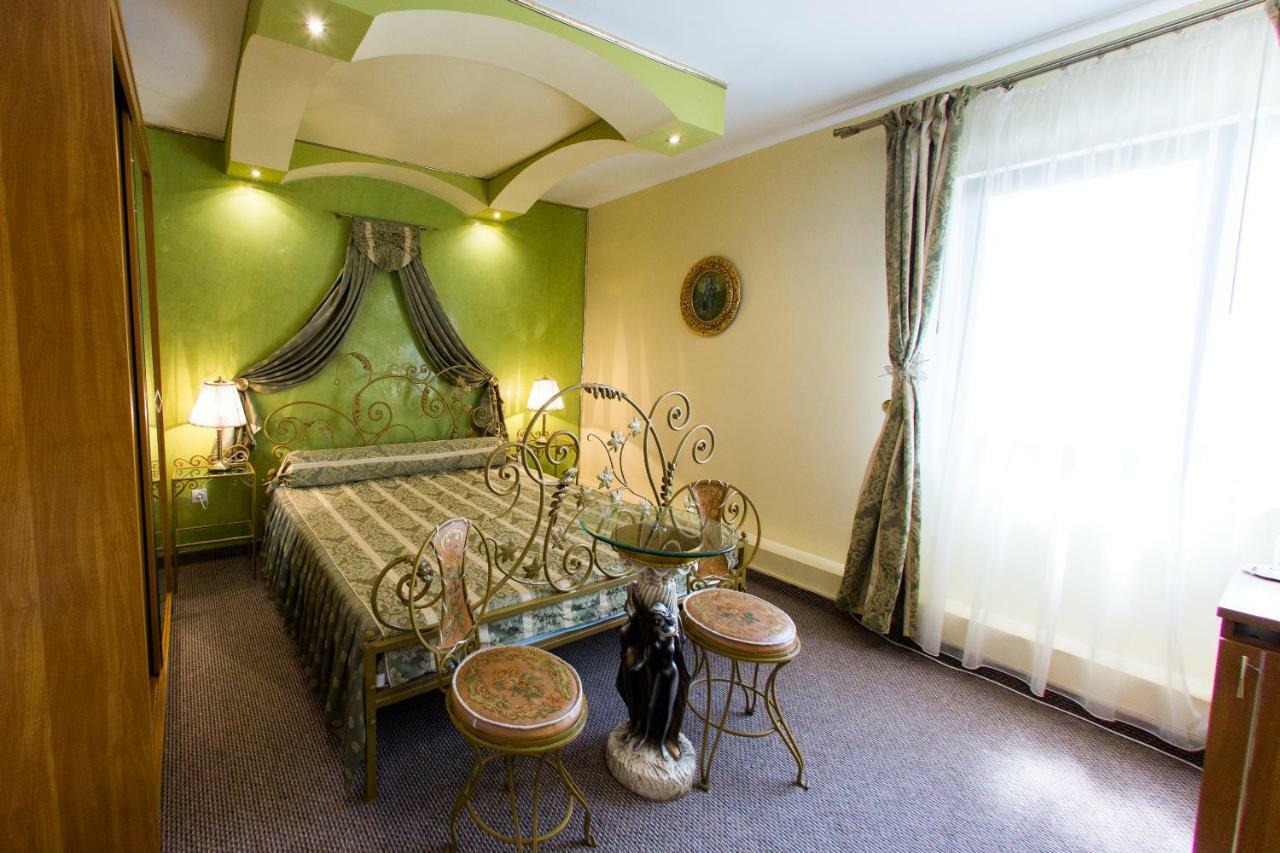Hotel Roco Izvin Esterno foto