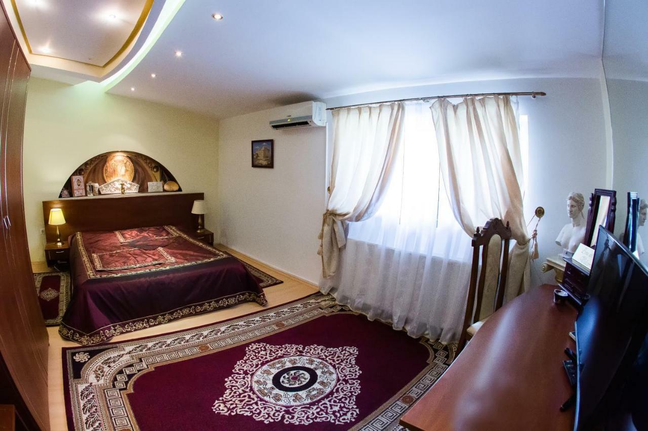 Hotel Roco Izvin Esterno foto