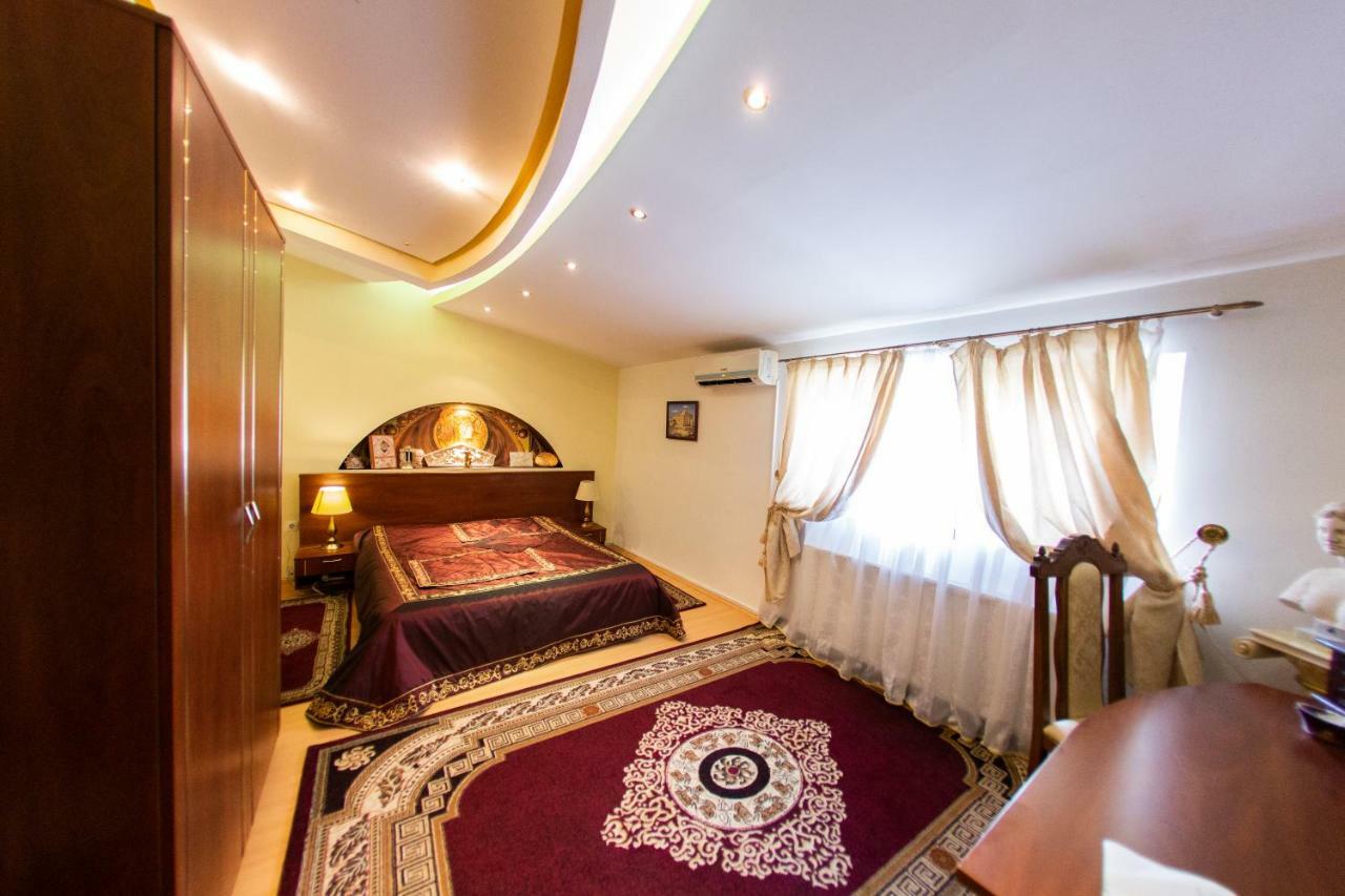 Hotel Roco Izvin Esterno foto